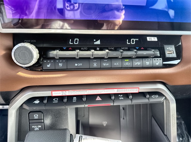 2025 Toyota Tundra 1794 Edition CrewMax photo 20