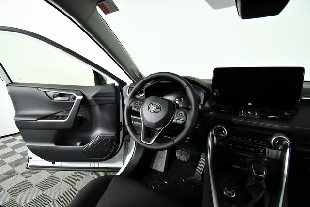 New 2025 Toyota RAV4 SUV