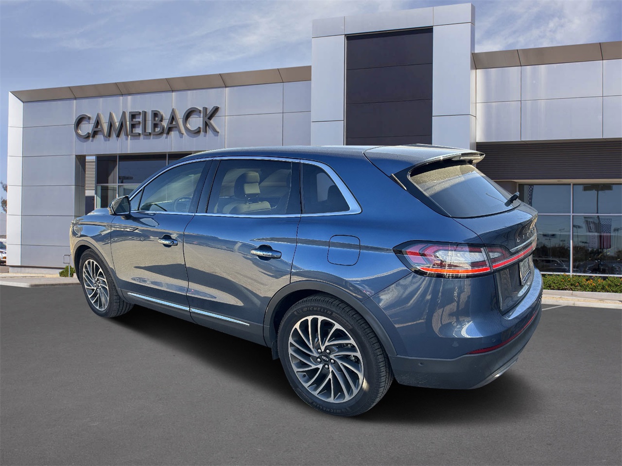 used 2019 Lincoln Nautilus car, priced at $23,999