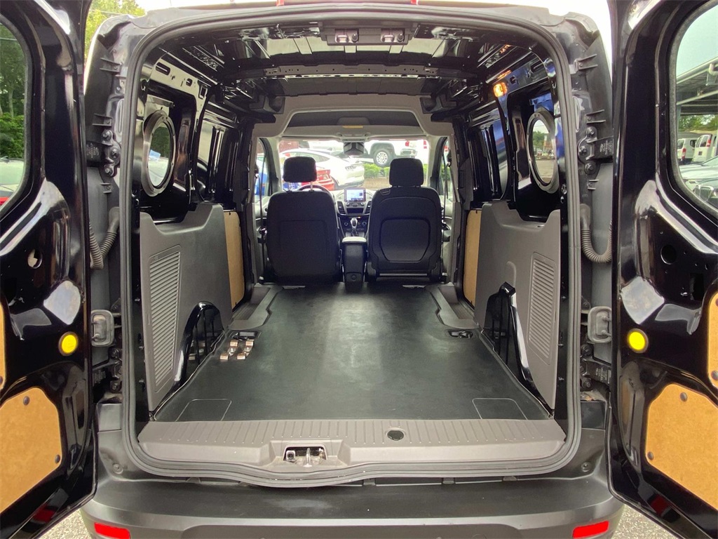 2023 Ford Transit Van XLT photo 13