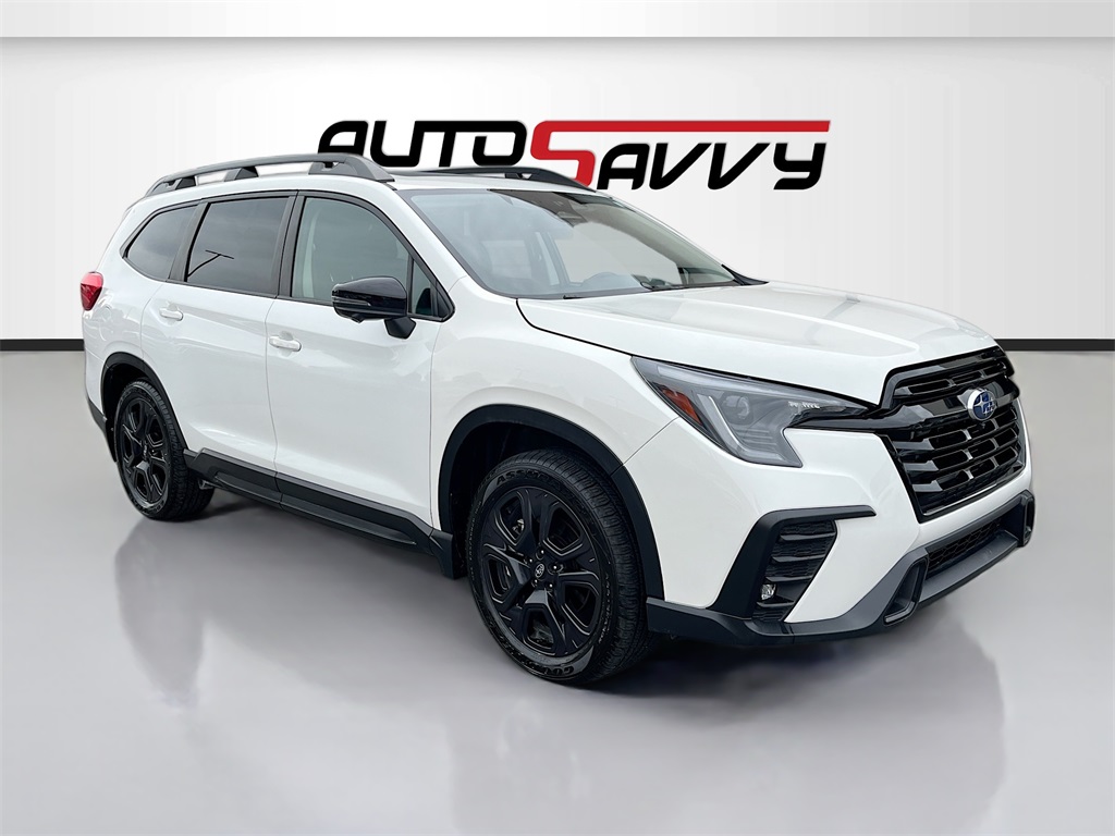 2021 Subaru Ascent Touring photo 3