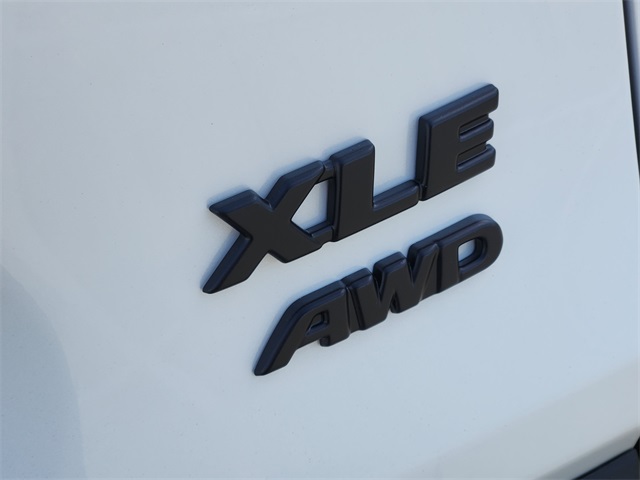 2025 Toyota RAV4 XLE Premium photo 3