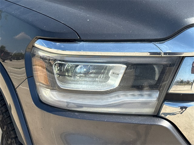 2019 Ram 1500 Laramie photo 5