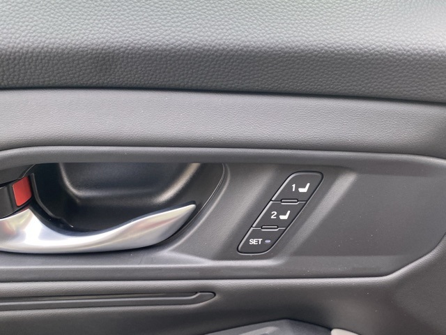 new 2025 Honda Accord Hybrid car, priced at $37,606