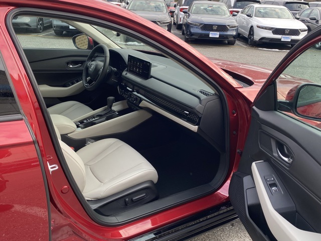 new 2025 Honda Accord Hybrid car, priced at $37,606