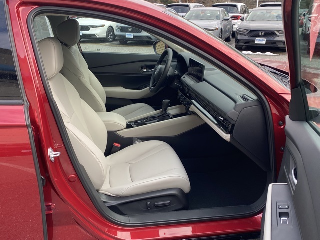 new 2025 Honda Accord Hybrid car, priced at $37,606