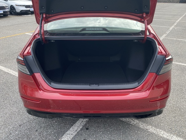 new 2025 Honda Accord Hybrid car, priced at $37,606