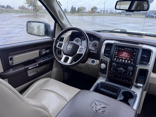 2017 Ram 1500 Laramie Crew Cab 4x4 5'7" Box