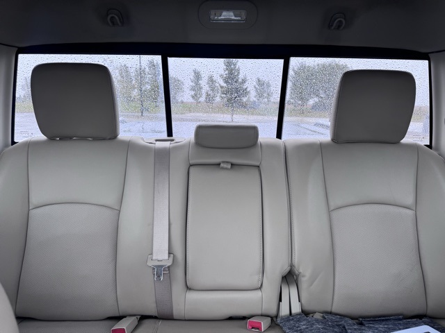 2017 Ram 1500 Laramie Crew Cab 4x4 5'7" Box