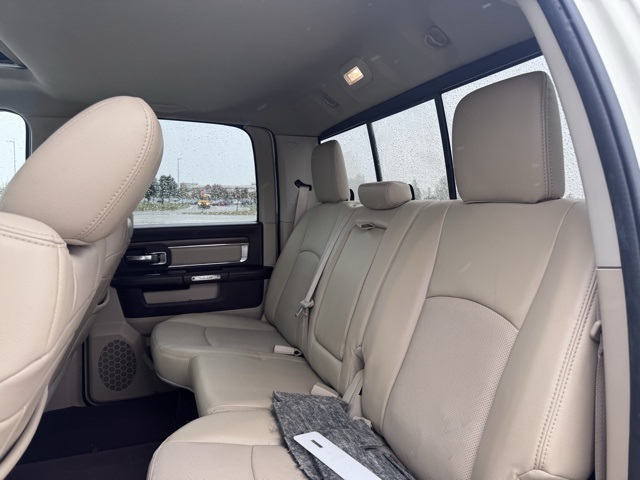 2017 Ram 1500 Laramie Crew Cab 4x4 5'7" Box