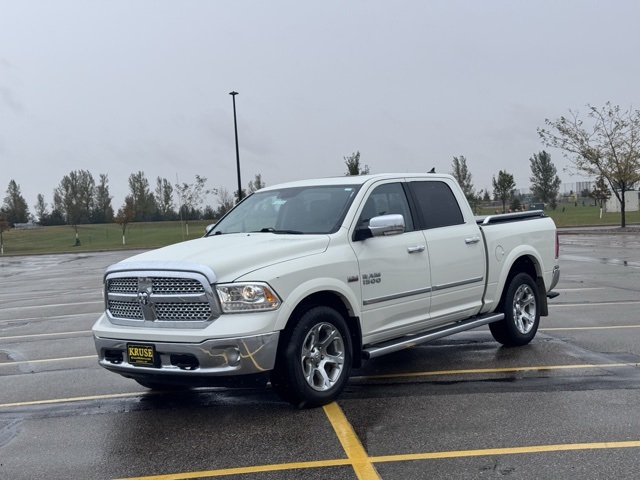 2017 Ram 1500 Laramie Crew Cab 4x4 5'7" Box