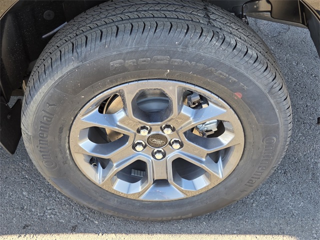 New 2025 Ford Maverick XLT 4D Crew Cab