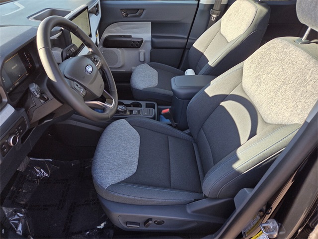 New 2025 Ford Maverick XLT 4D Crew Cab