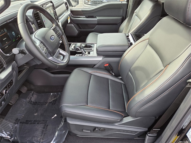 New 2025 Ford F-150 Lariat 4D SuperCrew