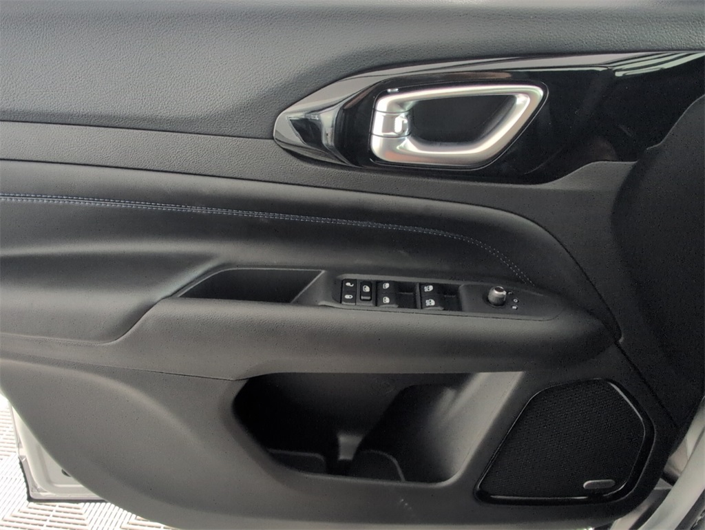 new 2026 Jeep Compass car, priced at $28,900