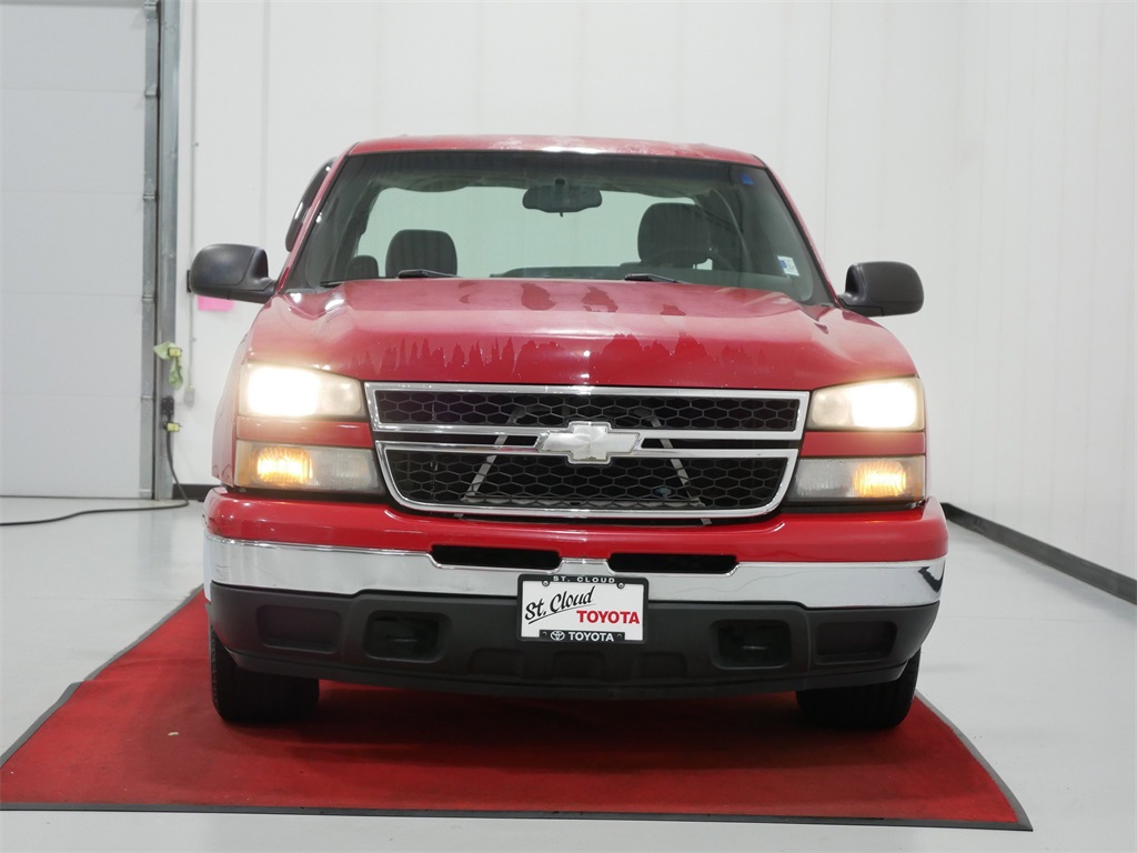 Used 2007 Chevrolet Silverado Classic 1500 LS2 with VIN 2GCEC13V071132037 for sale in Waite Park, Minnesota
