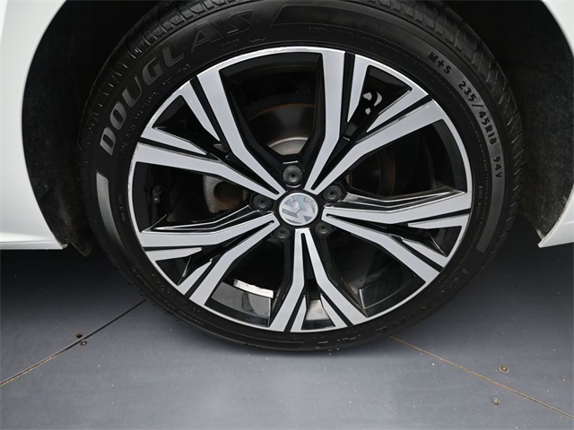 used 2022 Volkswagen Passat car, priced at $16,203