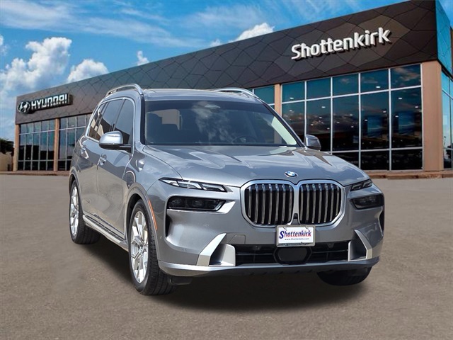 2023 Bmw X7 xDrive40i photo 3