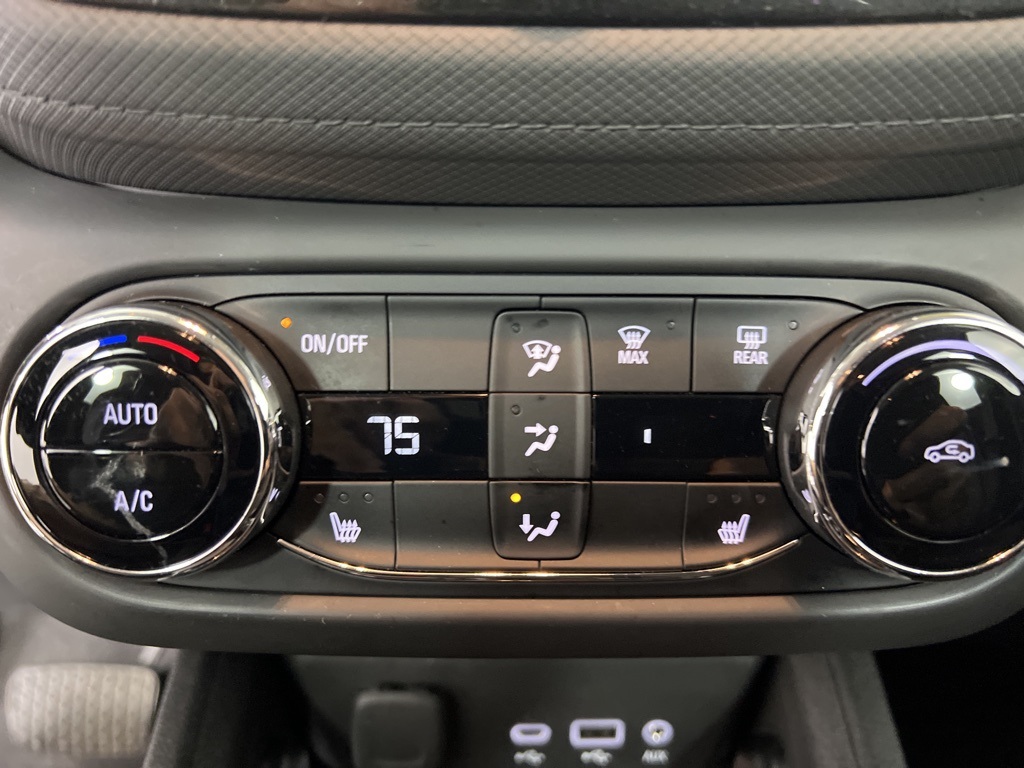 2022 Chevrolet Trailblazer LT photo 17