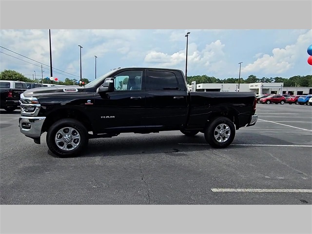 2025 Ram 2500 Big Horn Crew Cab 4x4 6'4" Box