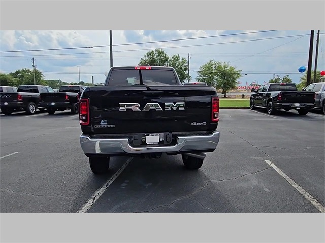 2025 Ram 2500 Big Horn Crew Cab 4x4 6'4" Box