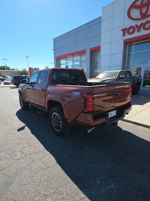 2025 Toyota Tacoma TRD Sport Double Cab photo 2