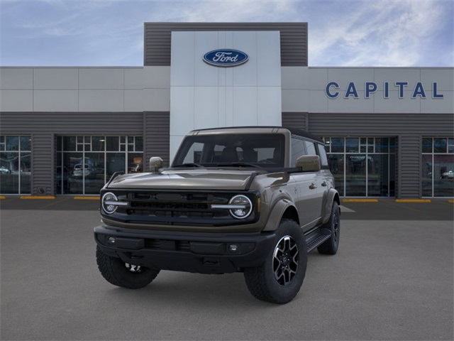2025 Ford Bronco 4-Door Outer Banks's photo
