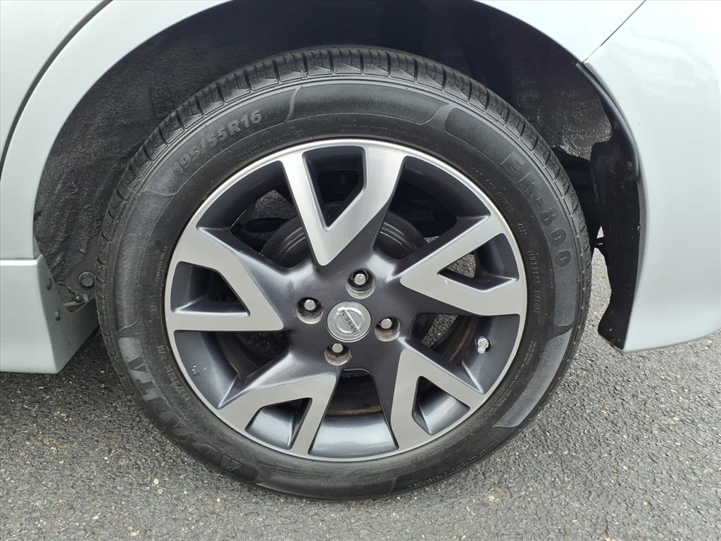 used 2015 Nissan Versa Note car, priced at $6,900