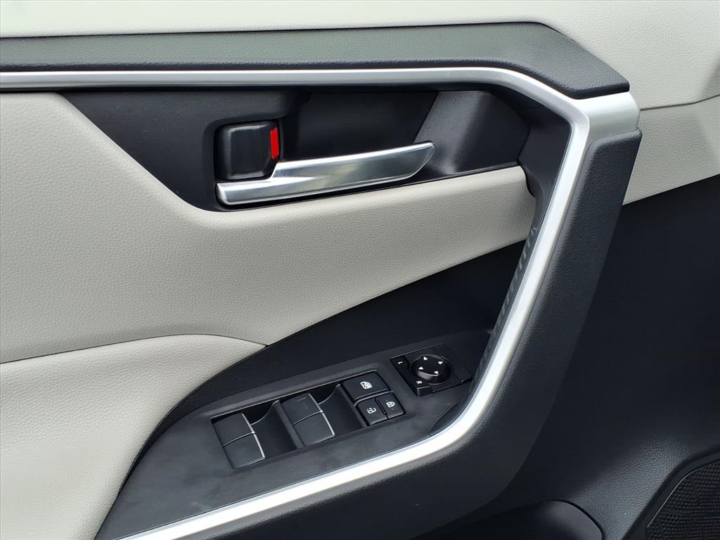 used 2019 Toyota RAV4 car, priced at $19,900