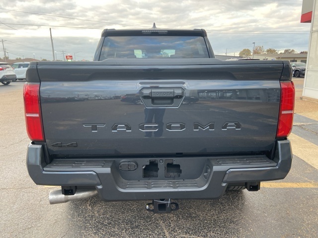2025 Toyota Tacoma SR5 Double Cab photo 4