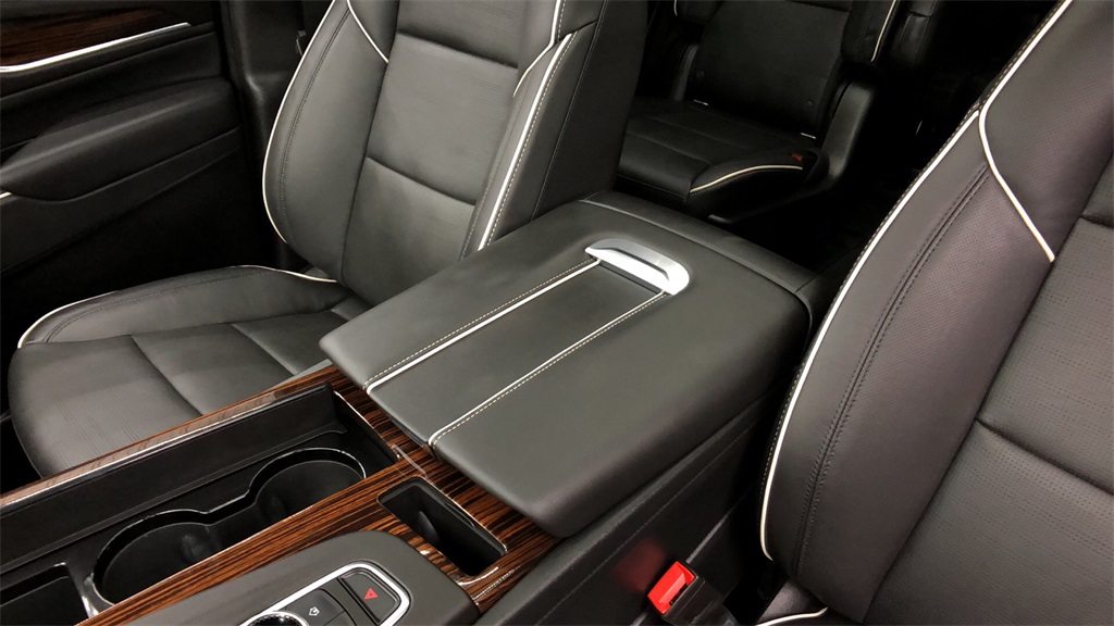 2021 Cadillac Escalade - 337256