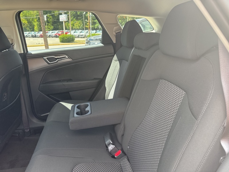 2026 Kia Sportage Hybrid photo 15