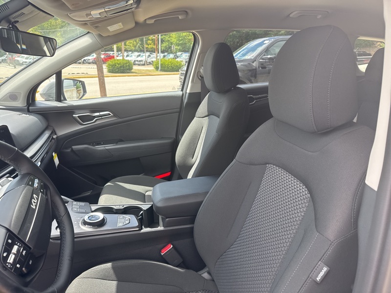 2026 Kia Sportage Hybrid photo 18
