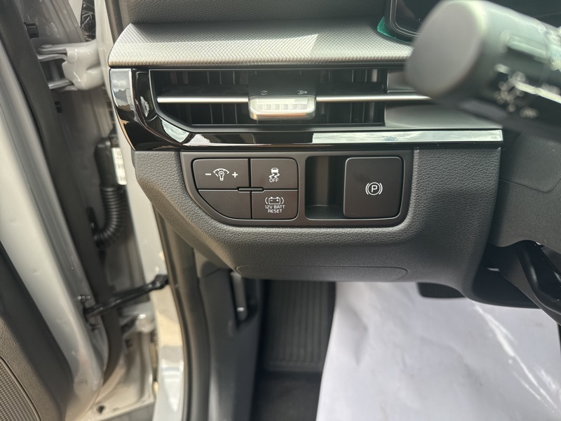 2026 Kia Sportage Hybrid photo 21