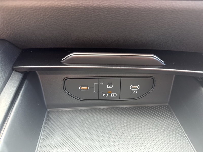 2026 Kia Sportage Hybrid photo 31