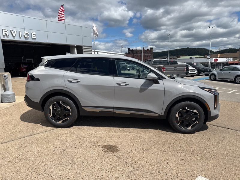 2026 Kia Sportage Hybrid photo 6