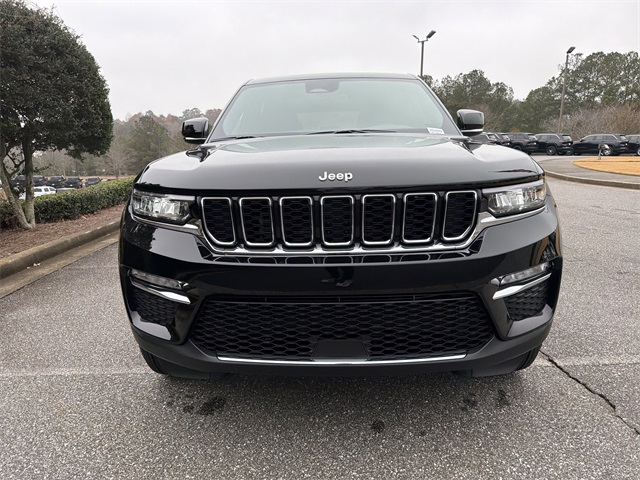 2025 Jeep Grand Cherokee Limited photo 2
