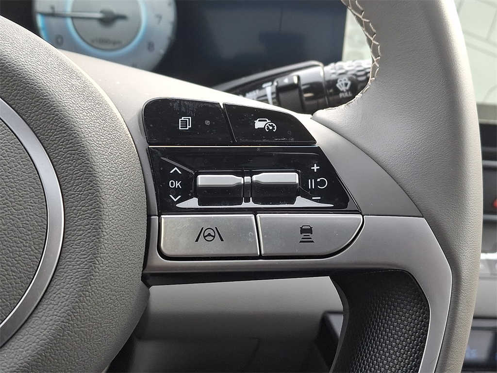 used 2025 Hyundai Elantra car, priced at $22,875