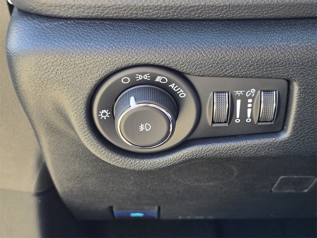 new 2026 Chrysler Pacifica car, priced at $41,010