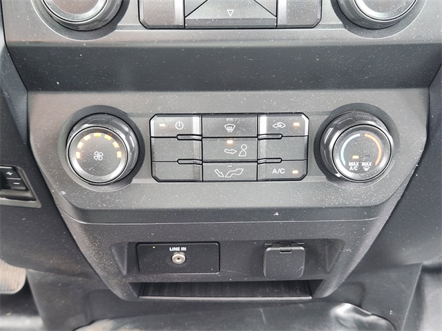 2018 Oxford White Ford F-150 XL RWD Truck