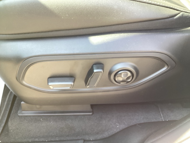 2025 Jeep Grand Cherokee Limited photo 23
