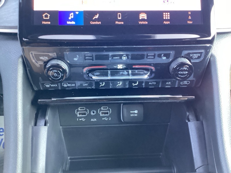 2025 Jeep Grand Cherokee Limited photo 37