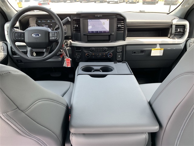 2025 Oxford White Ford Super Duty F-250 SRW XL 4X4 Truck