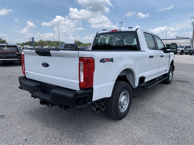 2025 Oxford White Ford Super Duty F-250 SRW XL 4X4 Truck