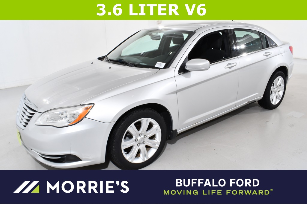 2011 Chrysler 200 Touring