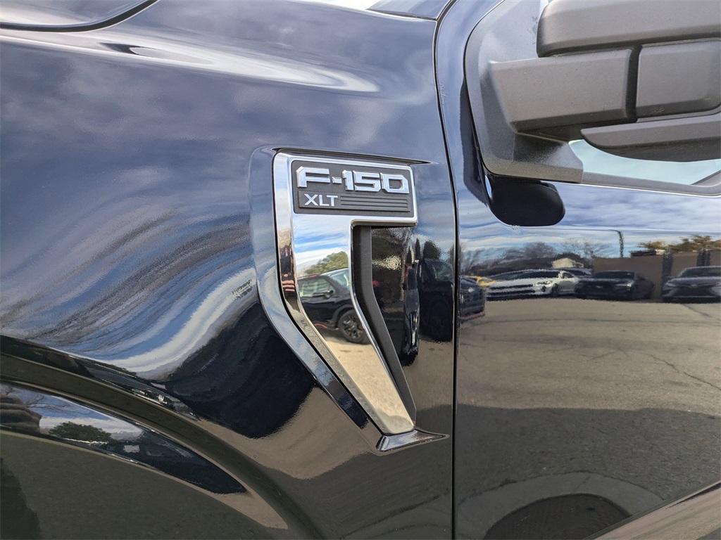 2023 Ford F-150 XLT photo 24