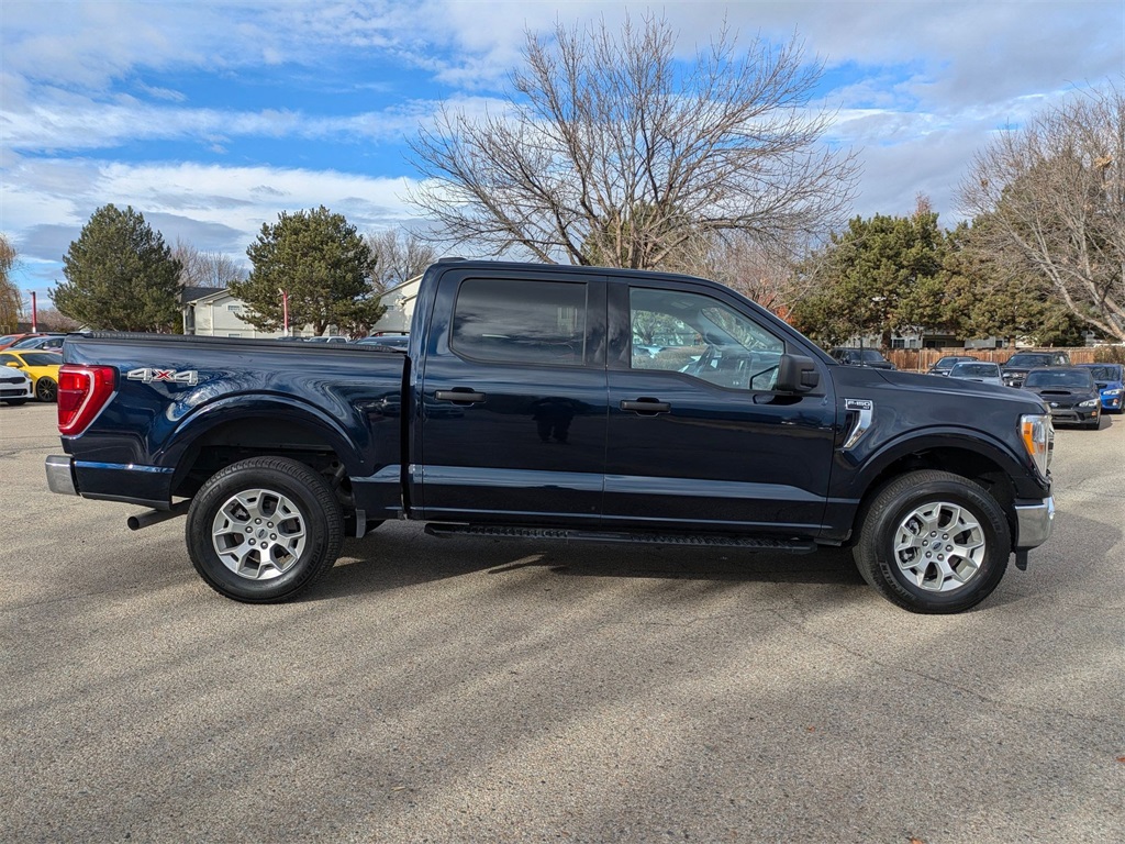 2023 Ford F-150 XLT photo 2