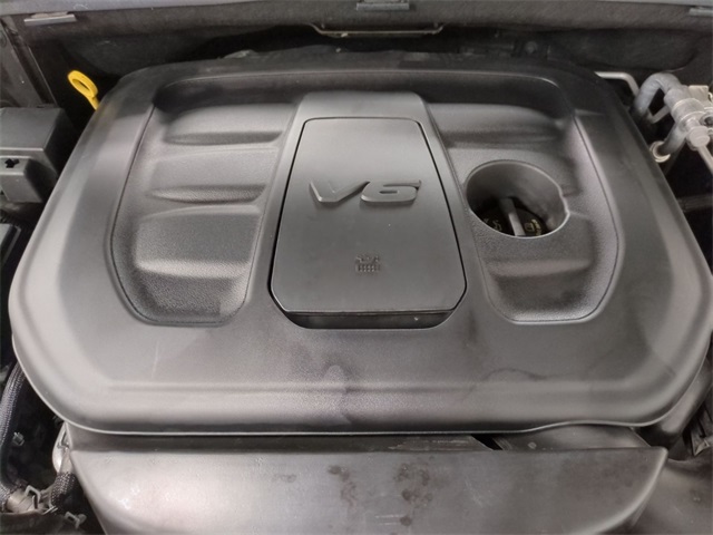 used 2019 Jeep Grand Cherokee car, priced at $17,811