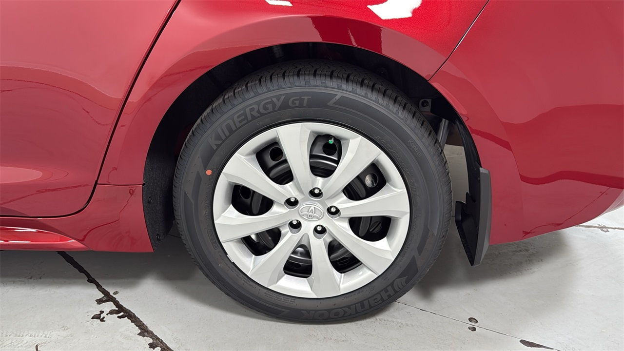 2026 Toyota Corolla LE photo 20