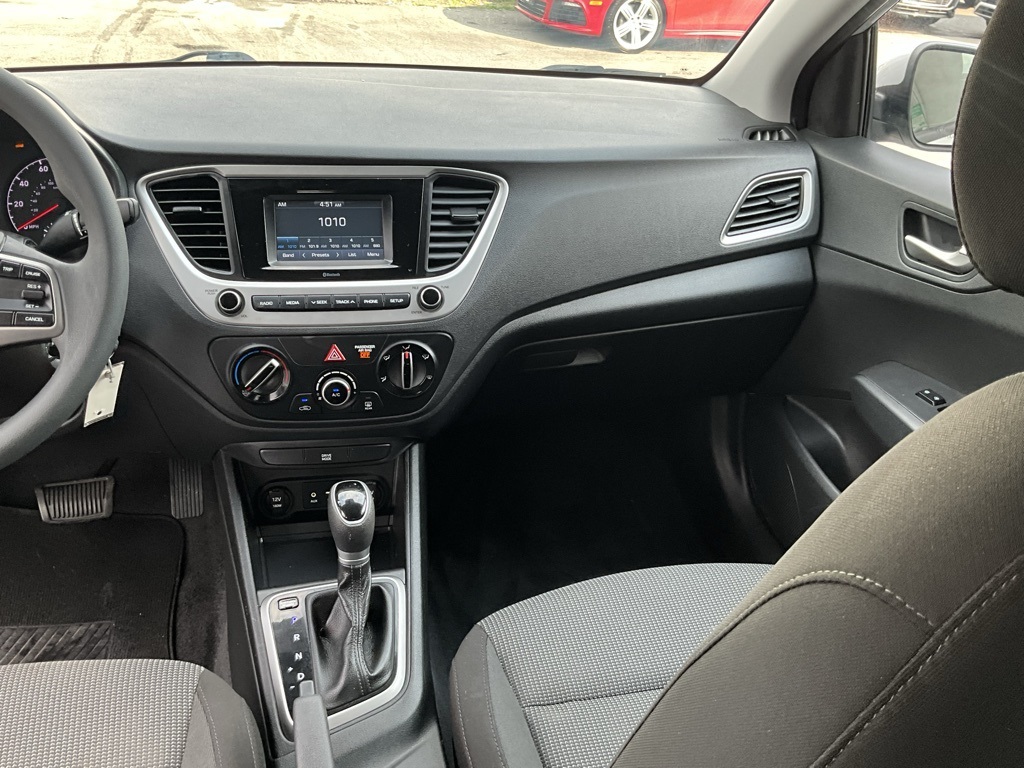 2019 Hyundai Accent SE photo 27